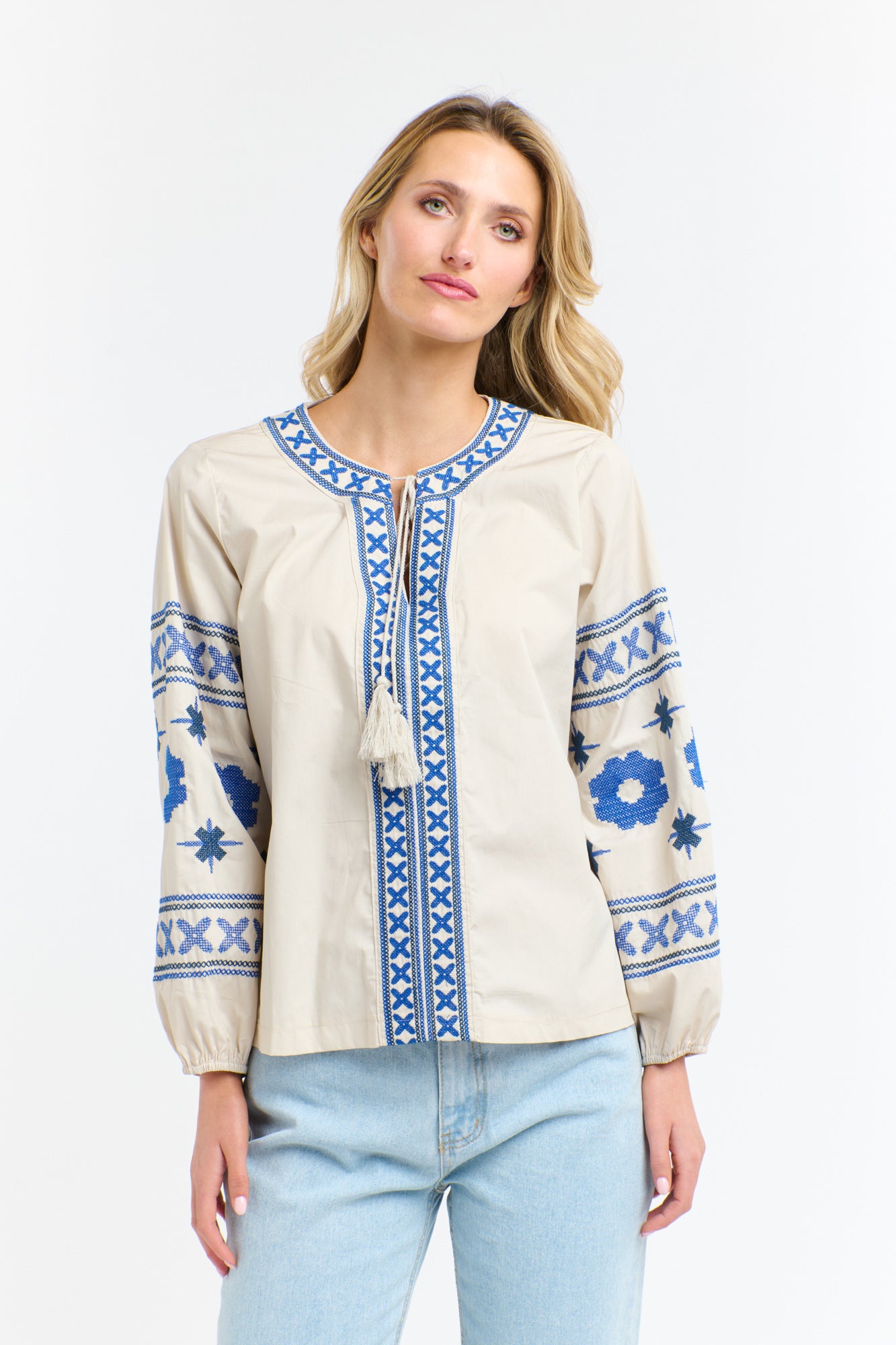 Daisy Cross Shirt - Beige