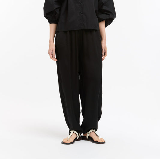 Logan Pants - Black