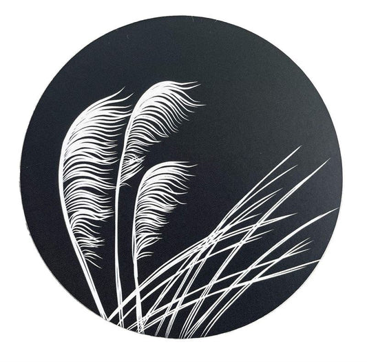 Toetoe Ivory on Black Placemat