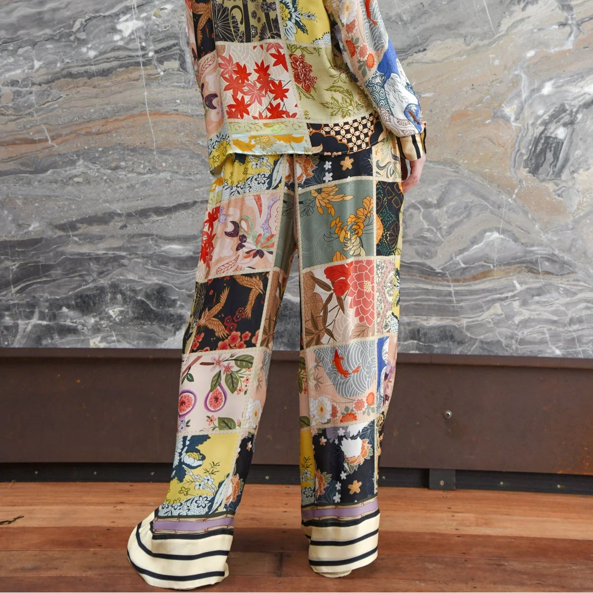 STRETCH A LEG Pant - Squares