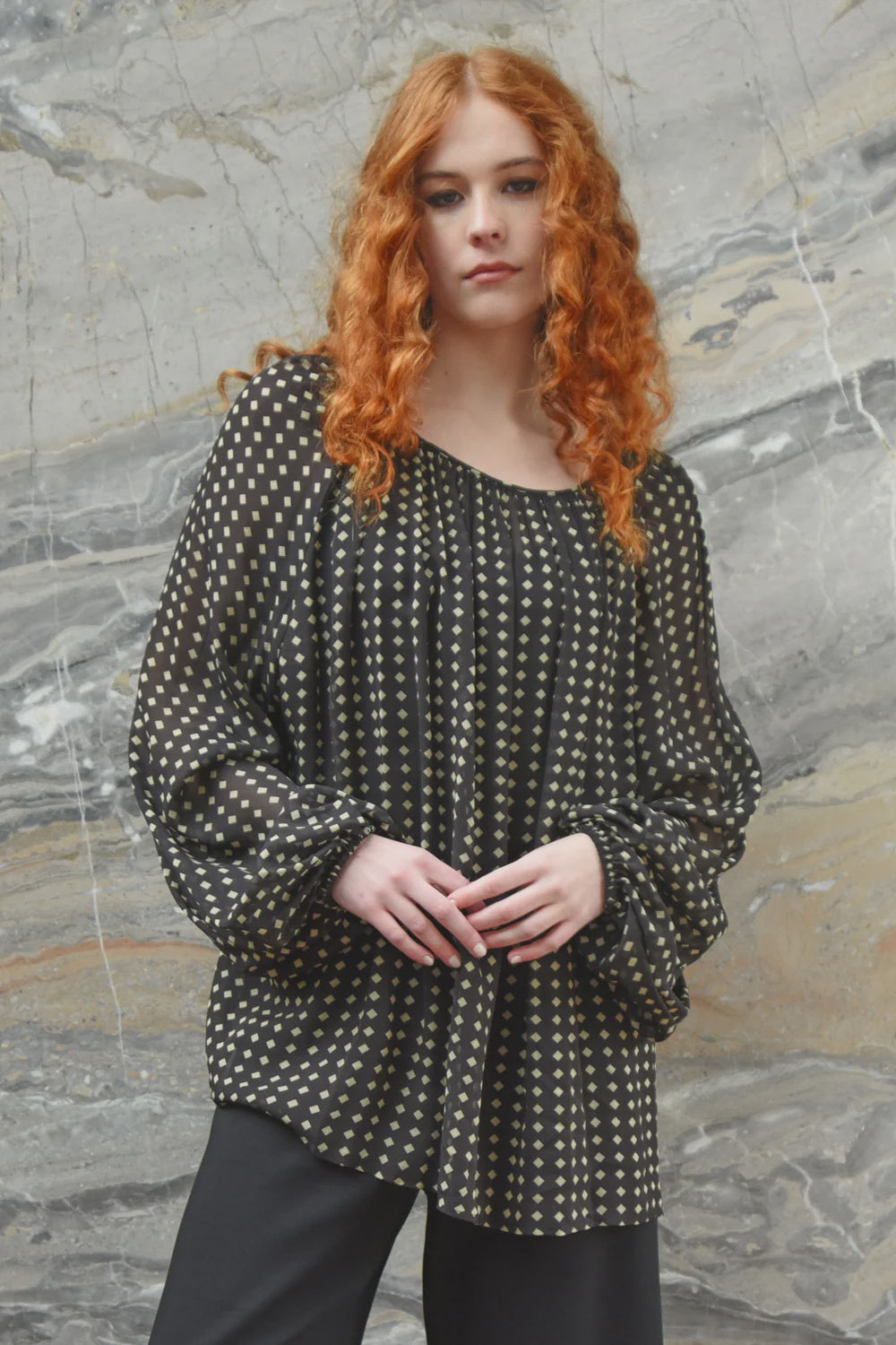 HOT PROPERTY Top - Spot