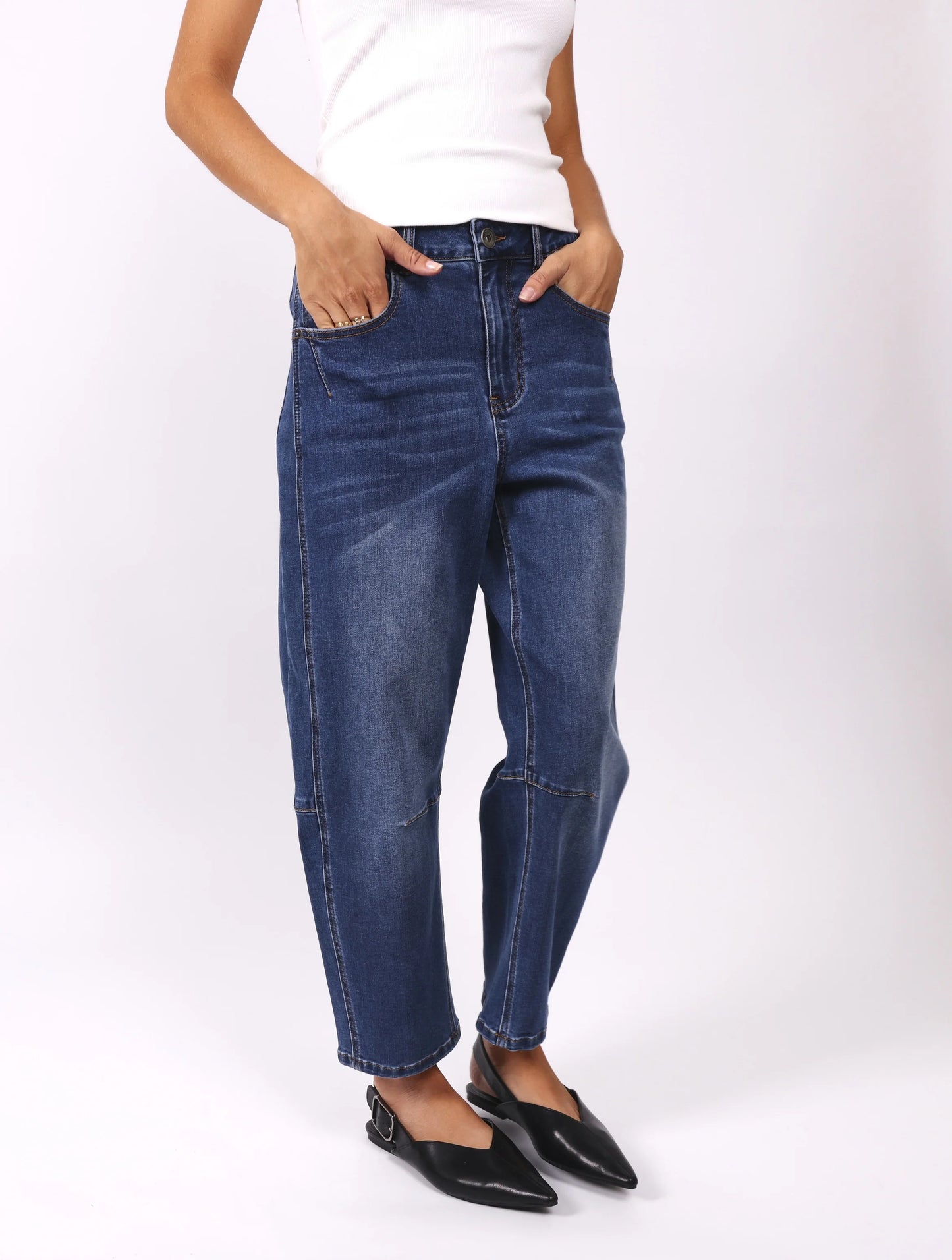 Toni Barrel Jeans
