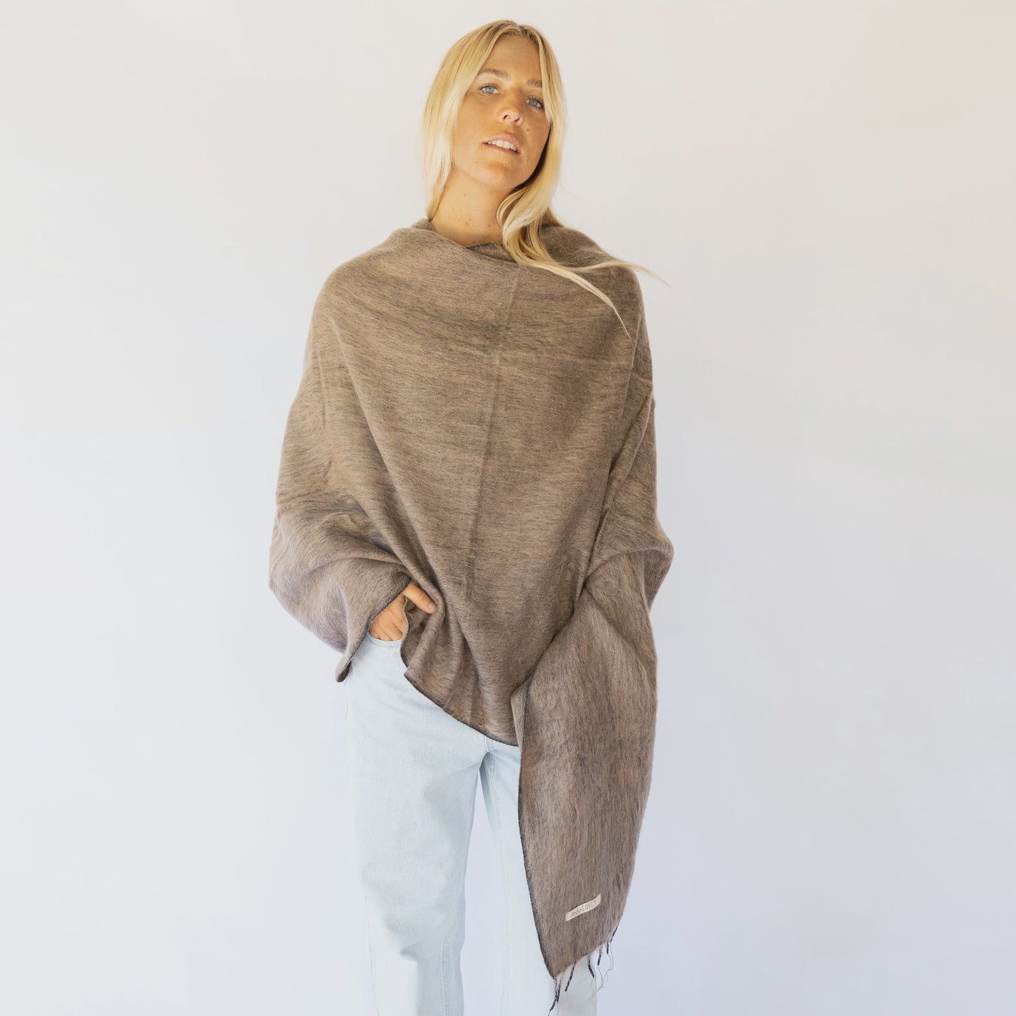 Marabella Poncho - Chai