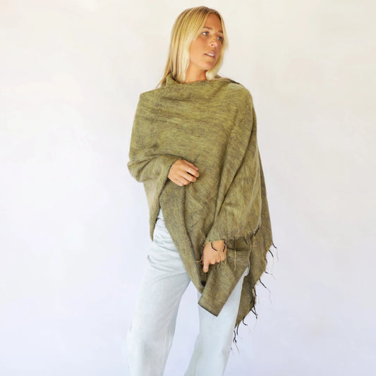 Marabella Poncho - Pistachio