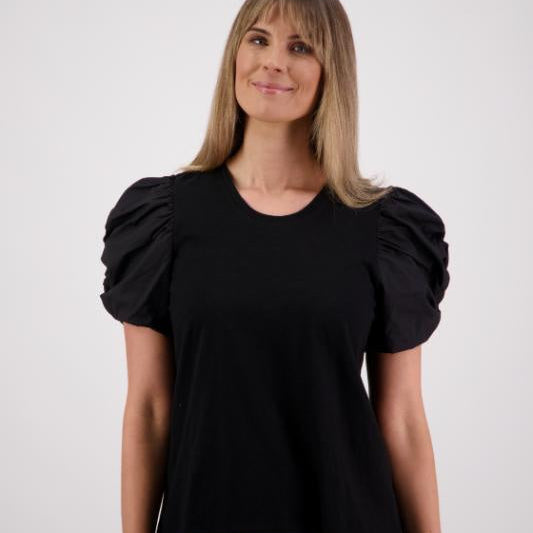 Suzi T-Shirt - Black