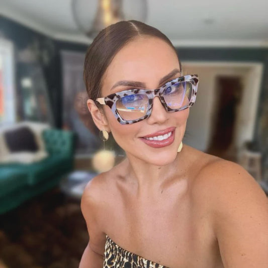 Test Your Mettle Readers Tort Grey