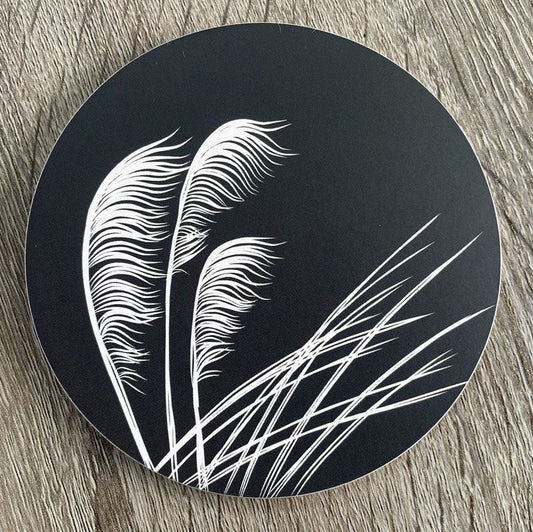 Toetoe Ivory on Black Placemat