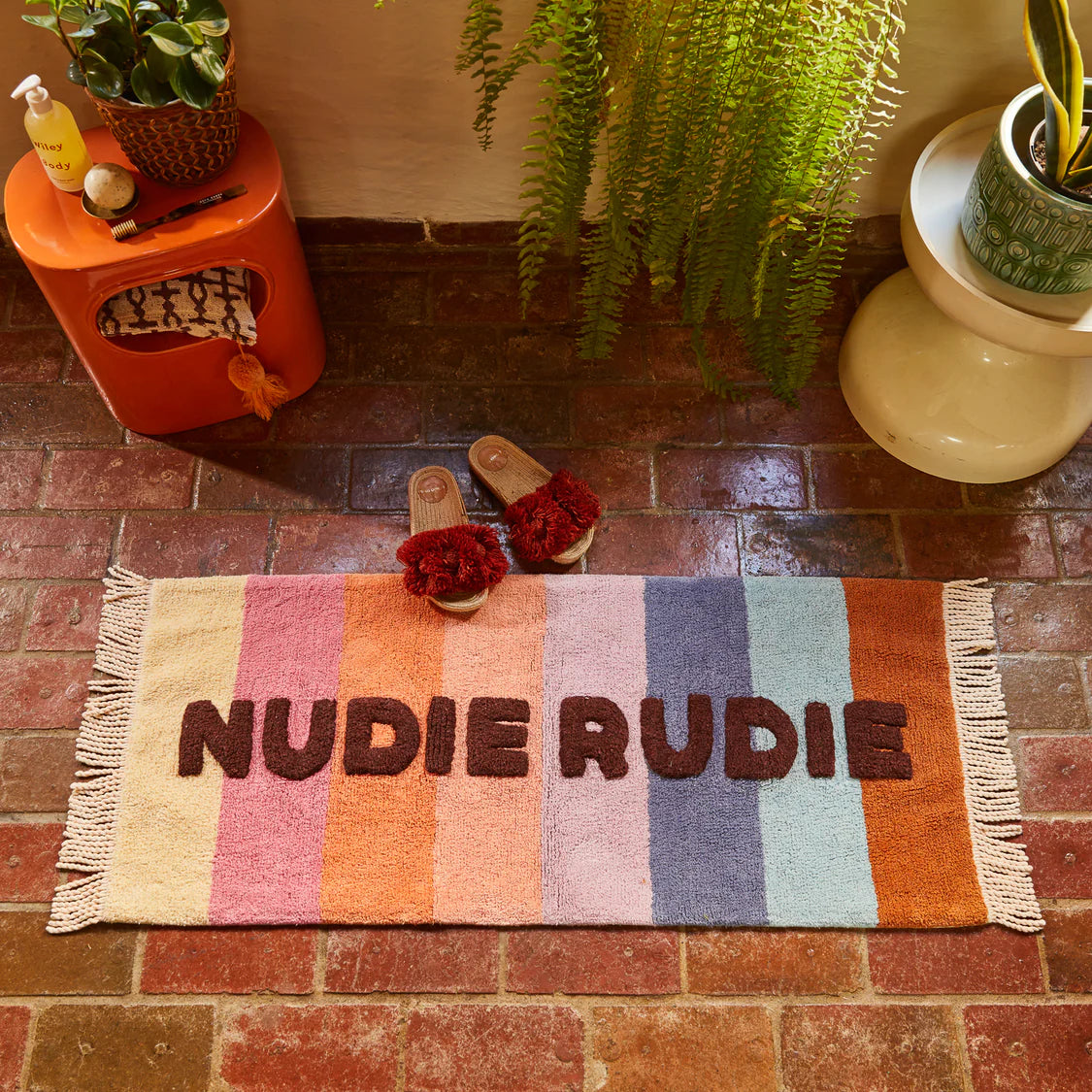 Valli Nudi Rudi Bath Runner