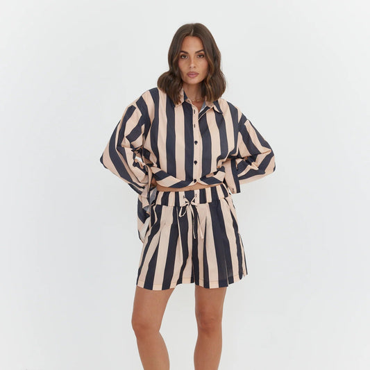 Raz Shorts - Navy & Peach