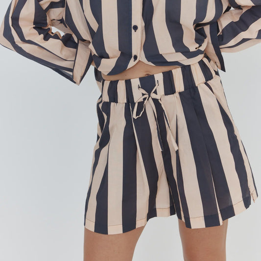 Raz Shorts - Navy & Peach