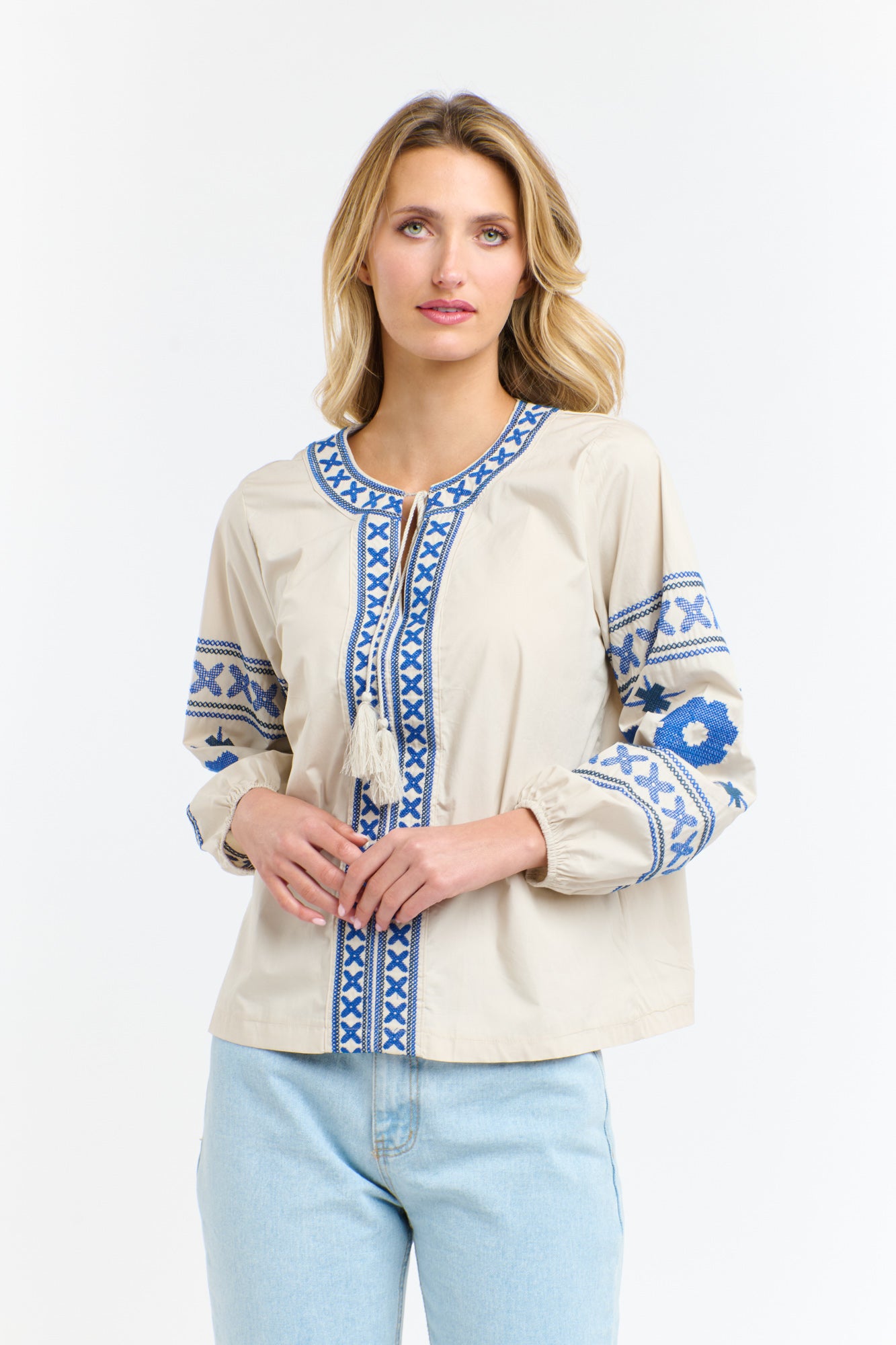 Daisy Cross Shirt - Beige