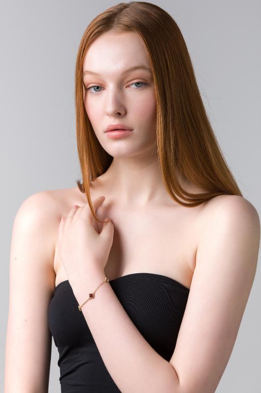 Reign Gold Bracelet