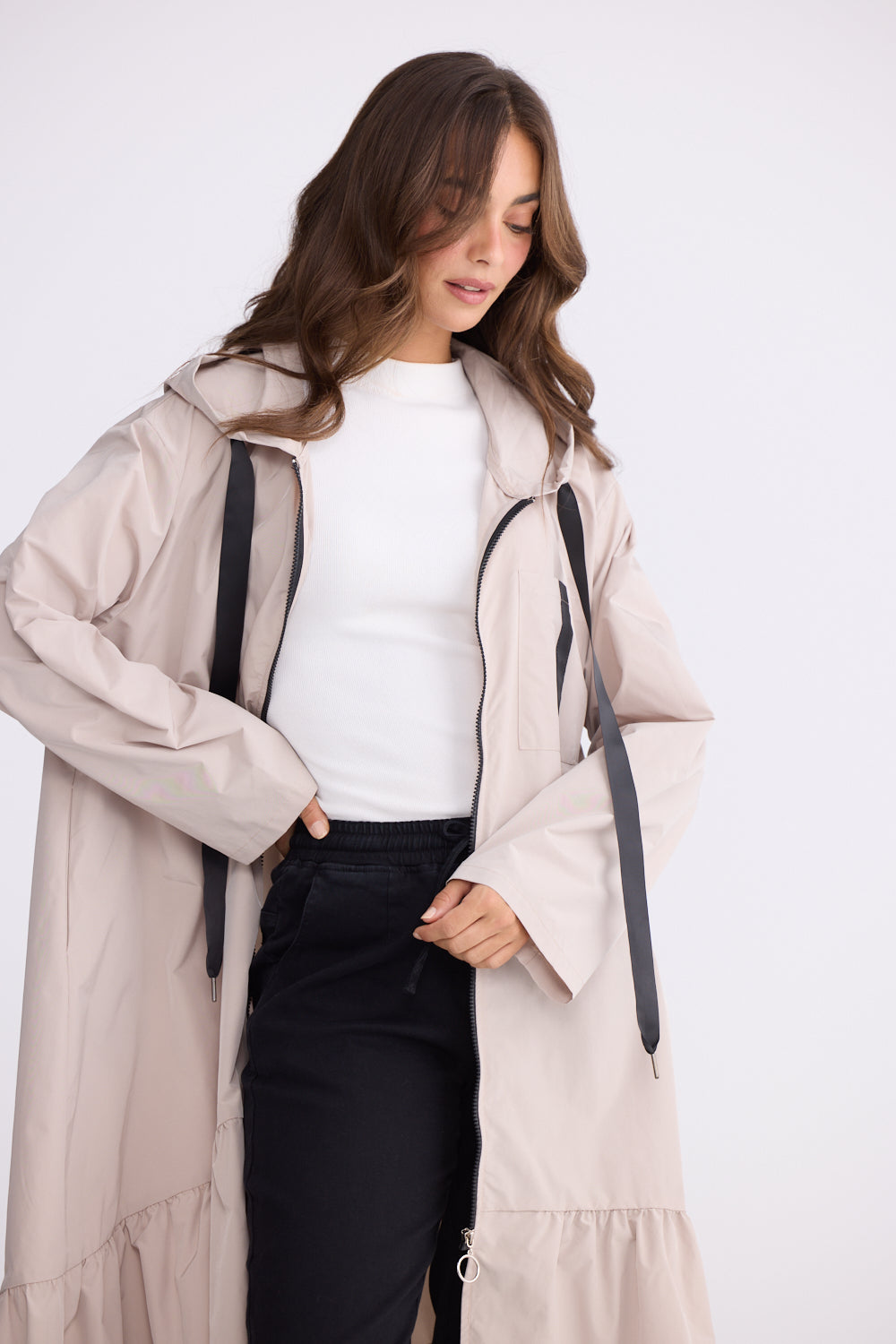 Hyacinth Raincoat - Taupe with Black