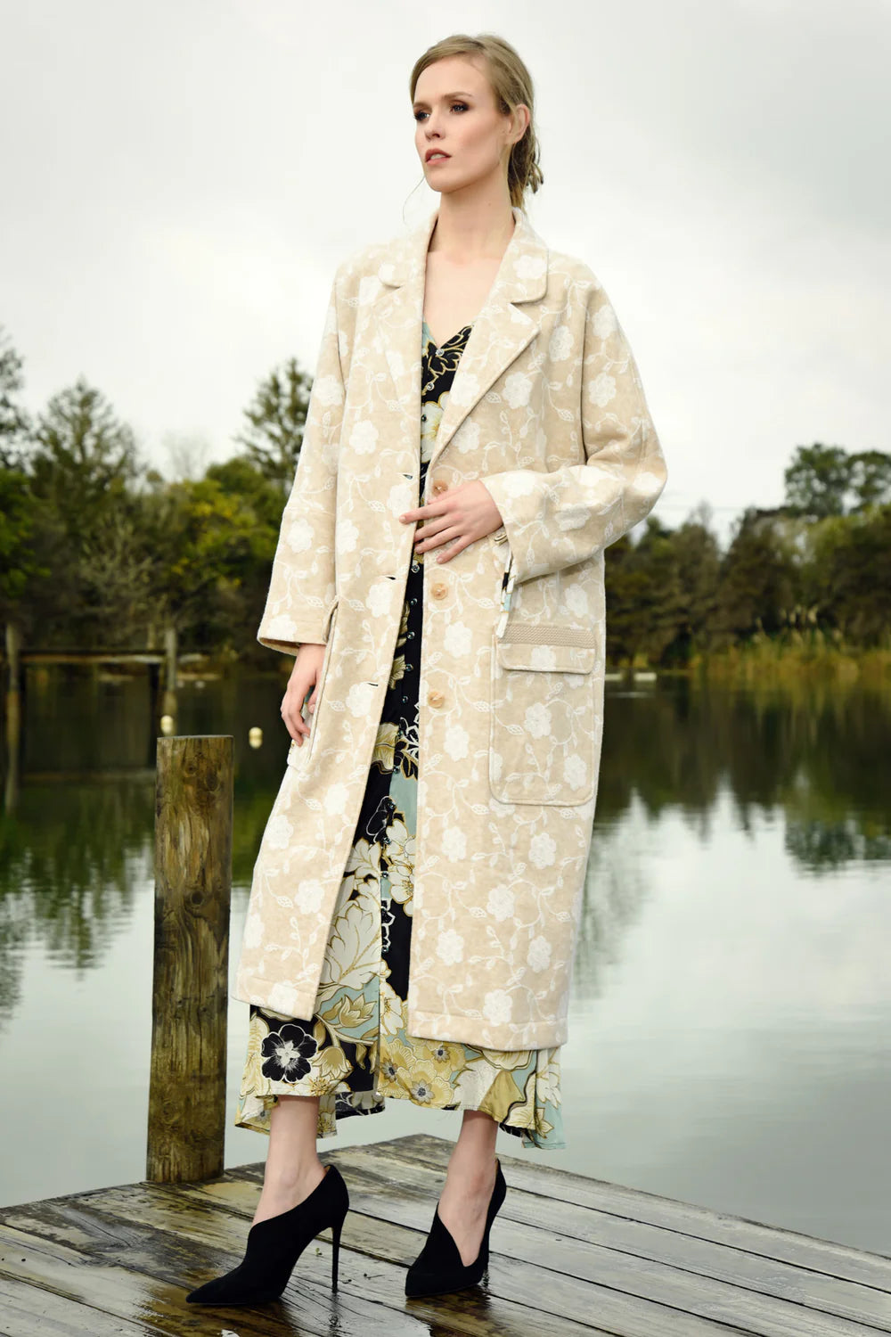BY THE COAT Coat