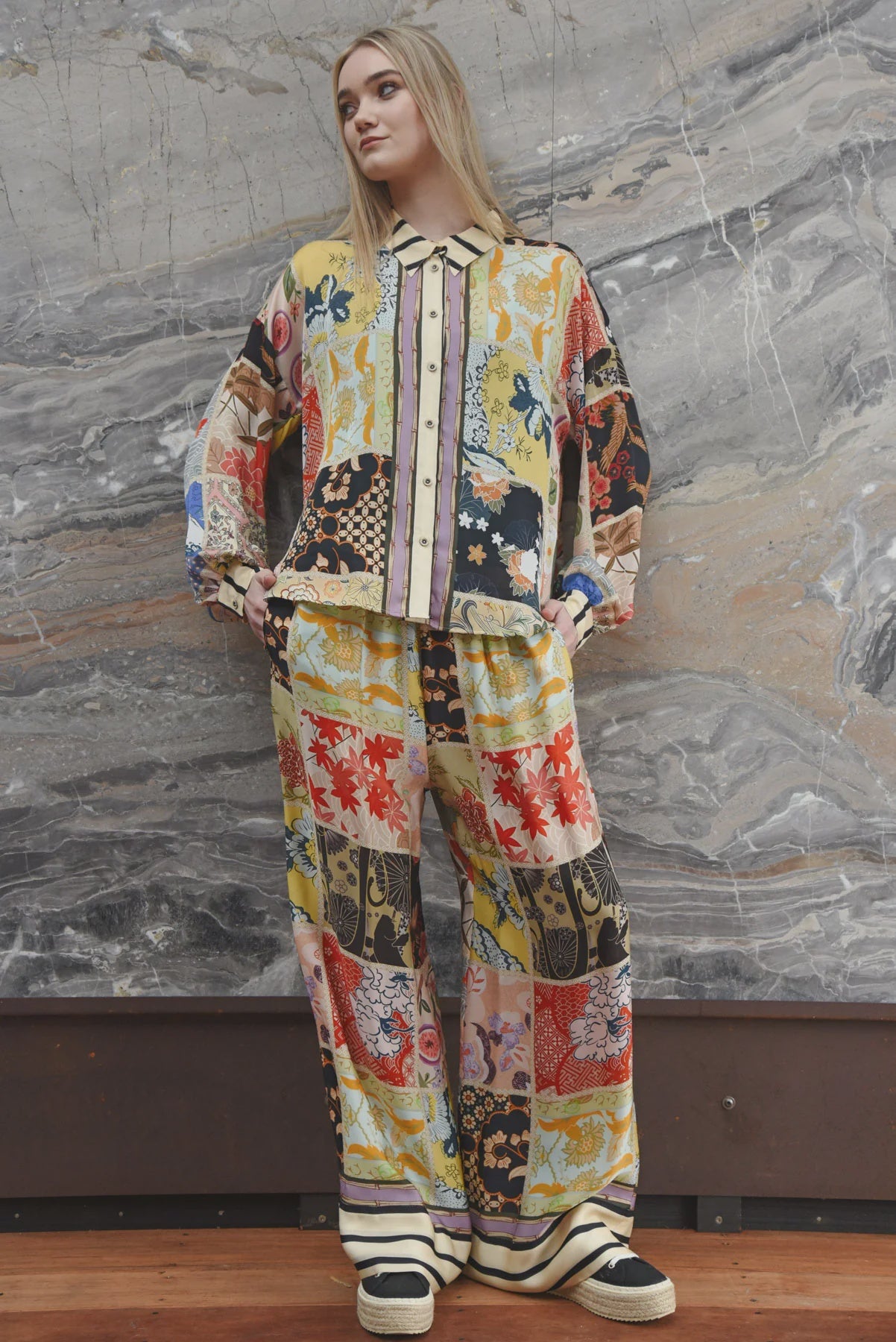 STRETCH A LEG Pant - Squares