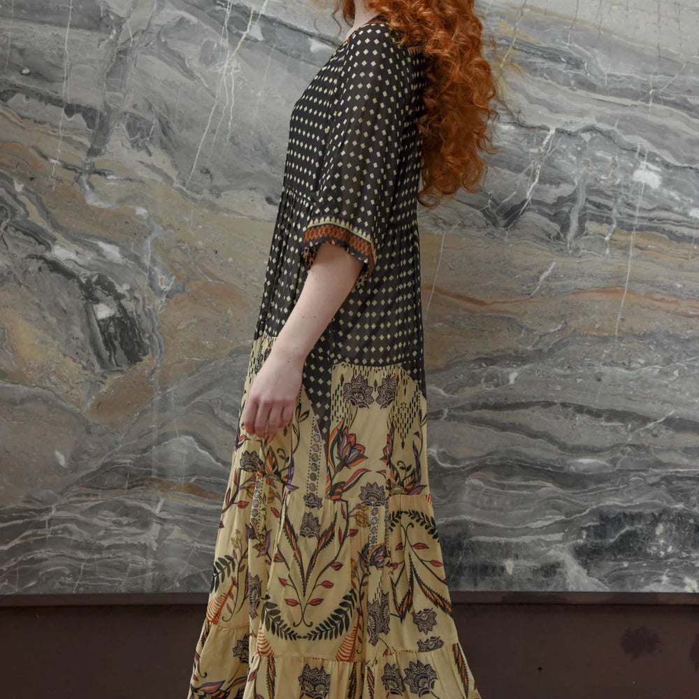 HIGH AND RISING Dress - Border Spot