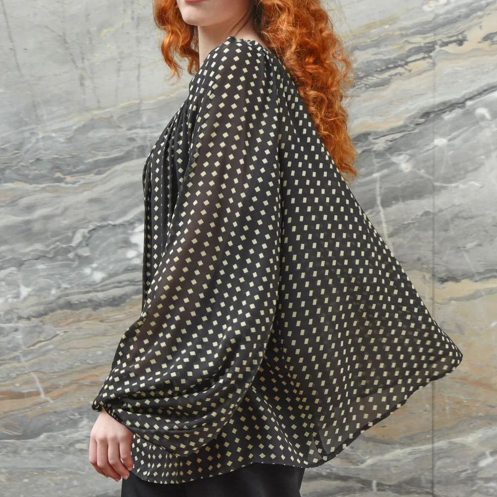 HOT PROPERTY Top - Spot