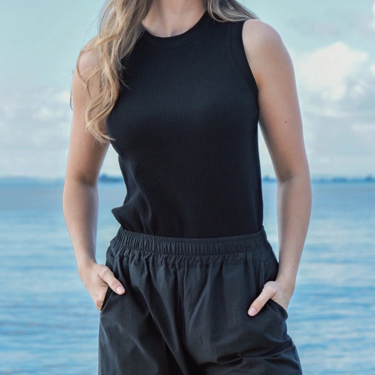 I CALL RIBS Singlet - Black