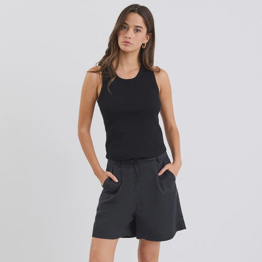 Literal Linen Pleat Front Shorts - Black