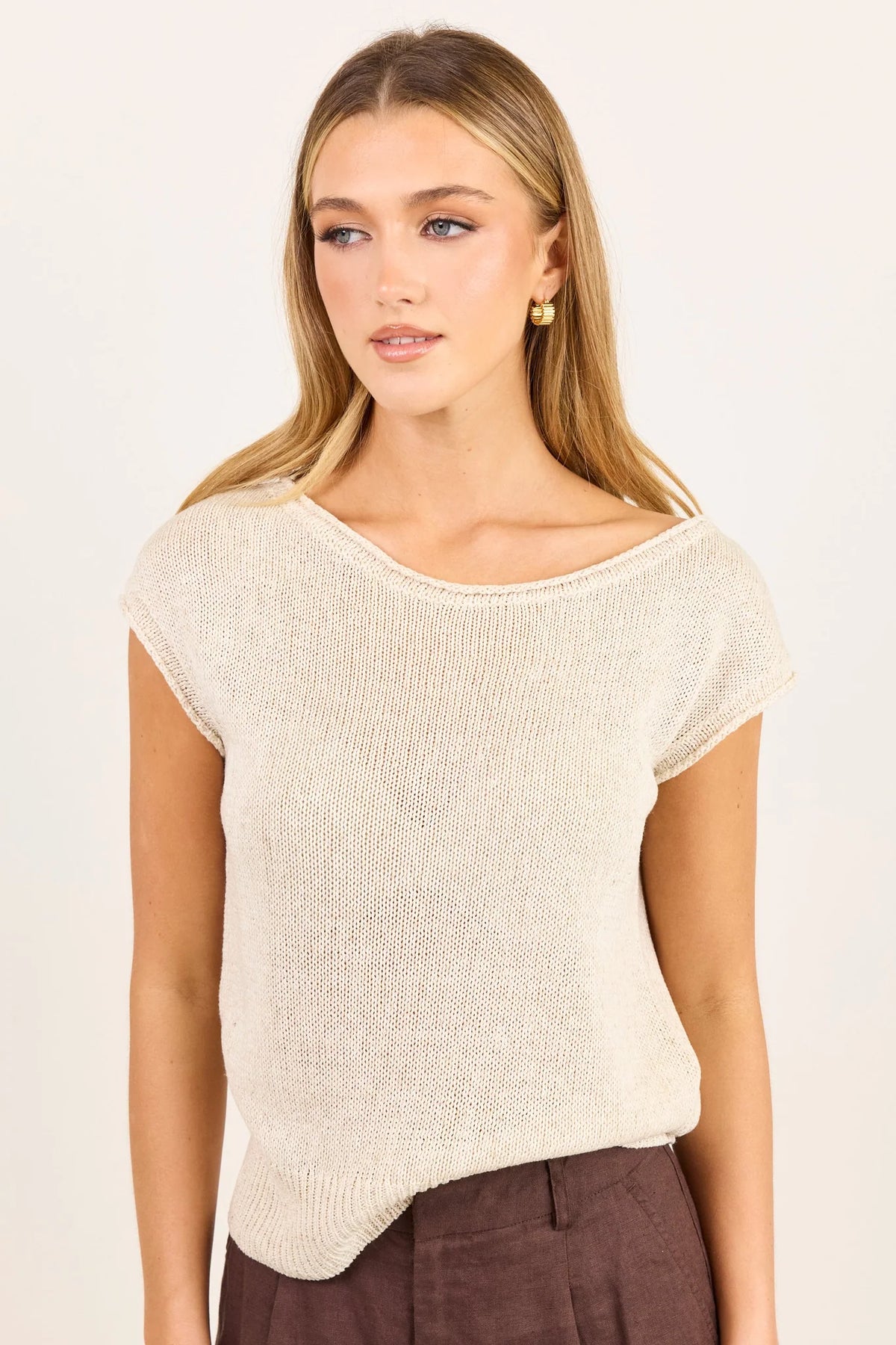 Cultivate Off Shoulder Sleeveless Top