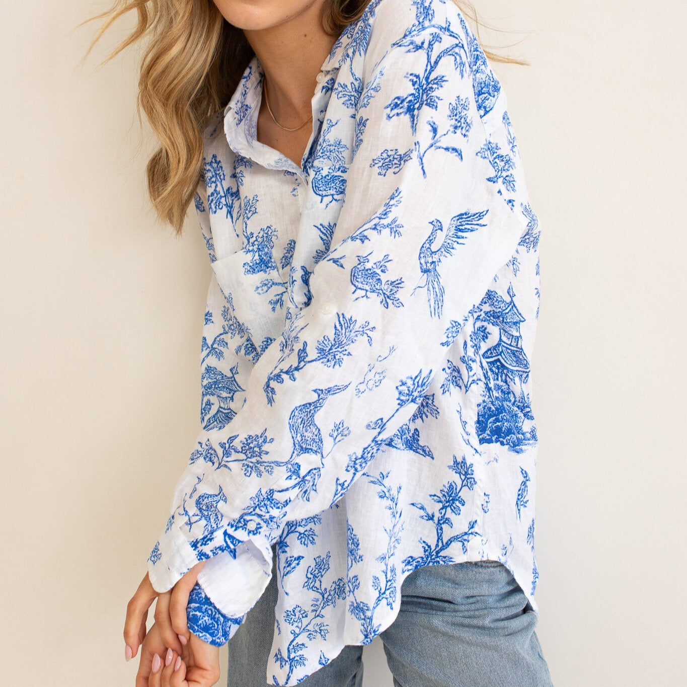 The Boyfriend Linen Shirt - Chinoiserie