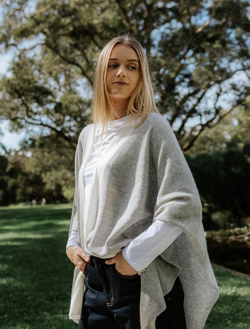 Luna Travel Wrap