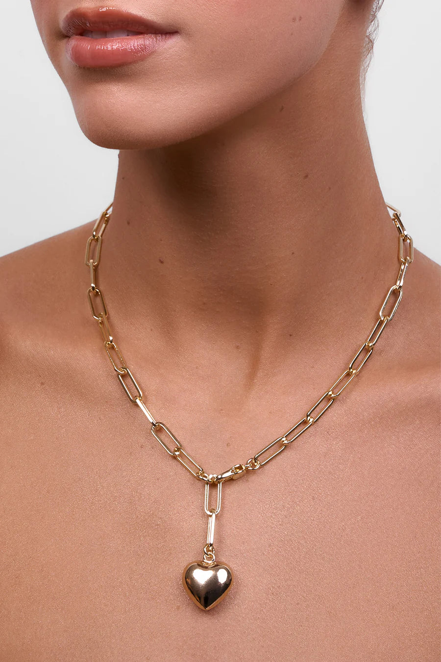 Lotte Heart Necklace