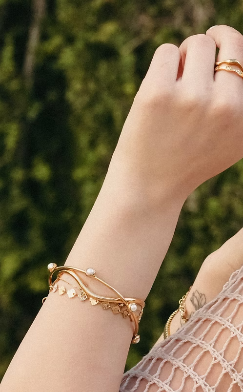 Lola Pearl Bangle