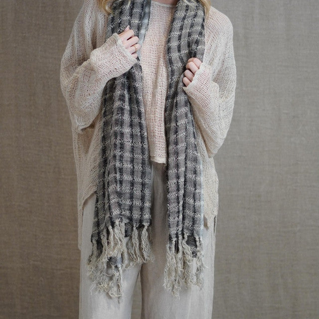 Petra Fringe Scarf - Black & Natural
