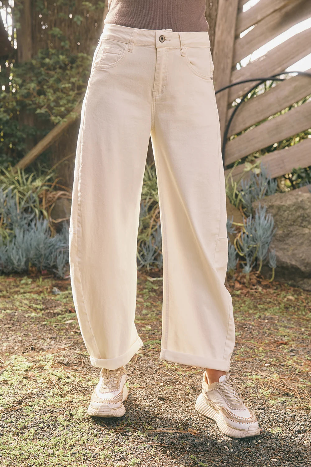 IDAHO Barrel Coloured Jeans